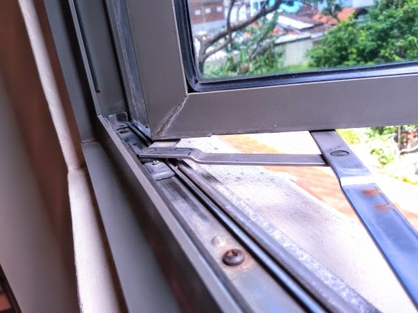 Cost of Hinged Window Replacement in Auburn